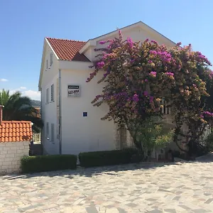 Suz-ana Apartament Trogir